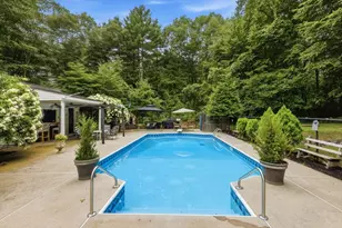 359 S E Main St, Douglas, MA 01516 - Photo 34