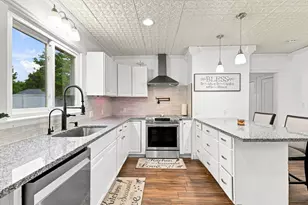 30 Prospect St, Pepperell, MA 01463 - Photo 6
