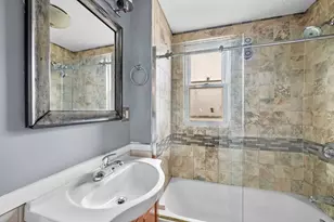 686A Boston St, Lynn, MA 01905 - Photo 8
