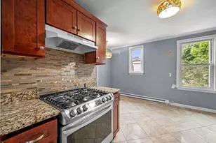 686A Boston St, Lynn, MA 01905 - Photo 10