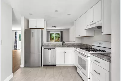 36 Stone Ridge Rd #36, Franklin, MA 02038 - Photo 4