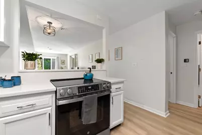 4 Duck Pond Rd #206, Beverly, MA 01915 - Photo 8