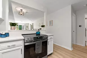 4 Duck Pond Rd, Beverly, MA 01915 - Photo 8