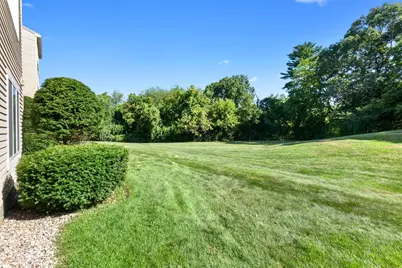 4 Duck Pond Rd #206, Beverly, MA 01915 - Photo 2