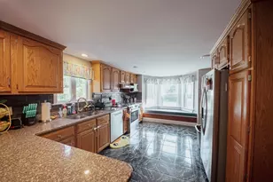 50 Linwood St, Haverhill, MA 01830 - Photo 14