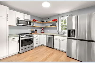 16 Highland Park Rd, Rutland, MA 01543 - Photo 2