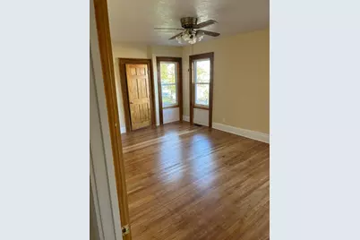 4 Crown St #1, Worcester, MA 01609 - Photo 1