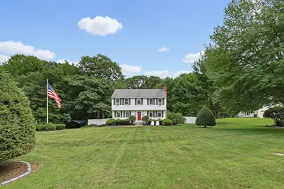 3 Bens Way, Hopedale, MA 01747 - Photo 2