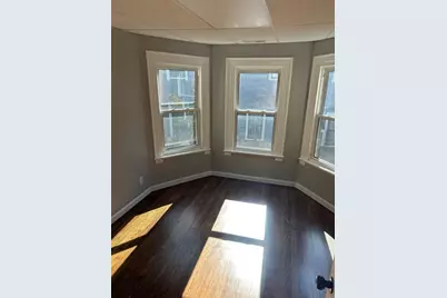 4 Crown St #2, Worcester, MA 01609 - Photo 1