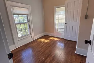 4 Crown St, Worcester, MA 01609 - Photo 4