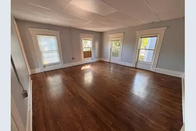 4 Crown St #2, Worcester, MA 01609 - Photo 2