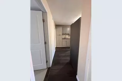 4 Crown St #2, Worcester, MA 01609 - Photo 14