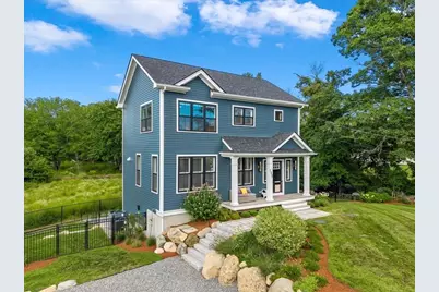 185 Locust St, Swansea, MA 02777 - Photo 2