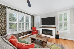 185 Locust St, Swansea, MA 02777 - Photo 8
