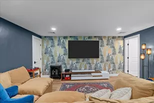 185 Locust St, Swansea, MA 02777 - Photo 32