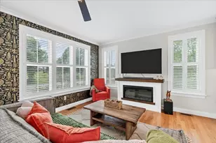185 Locust St, Swansea, MA 02777 - Photo 8