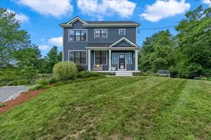 185 Locust St, Swansea, MA 02777 - Photo 4