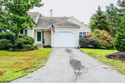 15 Classic Cir #15, Mashpee, MA 02649 - Photo 2