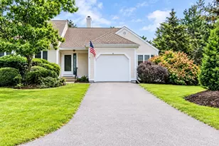 15 Classic Cir, Mashpee, MA 02649 - Photo 2