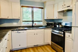15 Classic Cir, Mashpee, MA 02649 - Photo 2