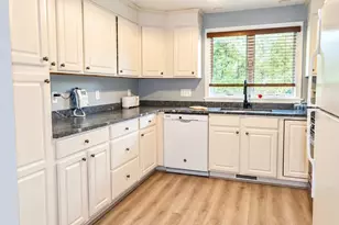 15 Classic Cir, Mashpee, MA 02649 - Photo 6