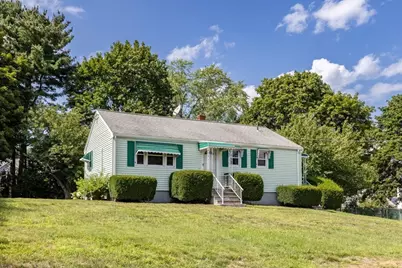 31 Anna Rd, Woburn, MA 01801 - Photo 2