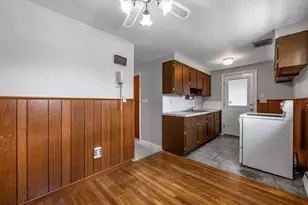 31 Anna Rd, Woburn, MA 01801 - Photo 12