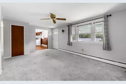 31 Anna Rd, Woburn, MA 01801 - Photo 10