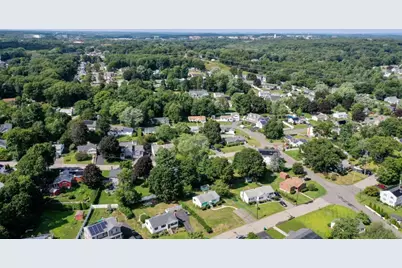 31 Anna Rd, Woburn, MA 01801 - Photo 28