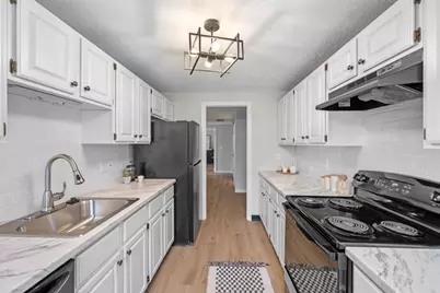 12 Ledgewood Way #16, Peabody, MA 01960 - Photo 10