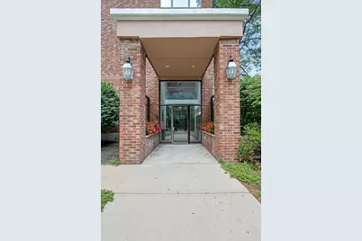 12 Ledgewood Way #16, Peabody, MA 01960 - Photo 2