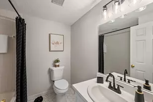 12 Ledgewood Way, Peabody, MA 01960 - Photo 18