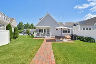 8 Twin Pnes Ln, Plymouth, MA 02360 - Photo 4