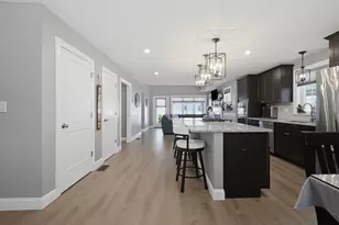 8 Twin Pnes Ln, Plymouth, MA 02360 - Photo 8