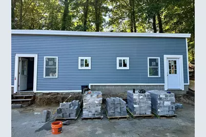 178 Court St #1, Plymouth, MA 02360 - Photo 1