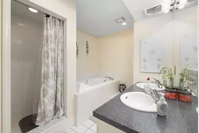 576 Fairmount St, Woonsocket, RI 02895 - Photo 10