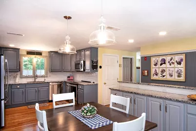 26 Pine St, Hanson, MA 02341 - Photo 10