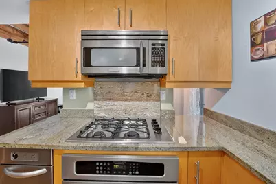 99-105 Broad St #6G, Boston, MA 02110 - Photo 12