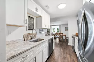 33 Deer Pond Dr, Leicester, MA 01524 - Photo 4