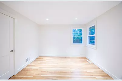 85 Woodland Rd, Boston, MA 02130 - Photo 22
