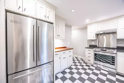85 Woodland Rd, Boston, MA 02130 - Photo 2