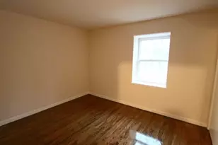 36 Williamsburg, Springfield, MA 01108 - Photo 8