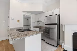 389 Beacon St, Boston, MA 02116 - Photo 1