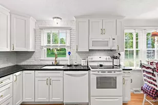 13 Craigwood Terrace, Wilbraham, MA 01095 - Photo 6