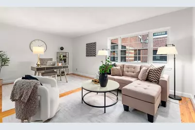 648 Washington St #5, Brookline, MA 02446 - Photo 2