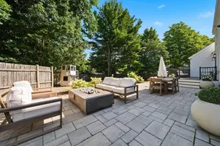 105 Bow St, Peabody, MA 01960 - Photo 24
