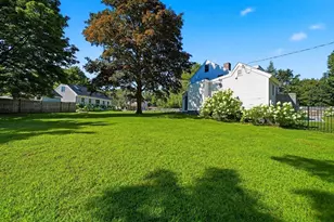 105 Bow St, Peabody, MA 01960 - Photo 4