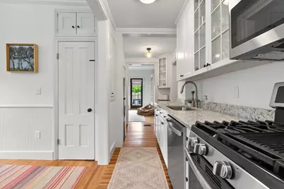 52 Bridge St, Hamilton, MA 01982 - Photo 8