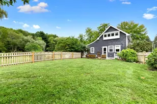 52 Bridge St, Hamilton, MA 01982 - Photo 2