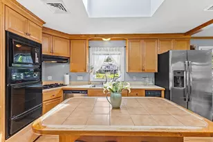 28 Lillian Terrace, Dracut, MA 01826 - Photo 6